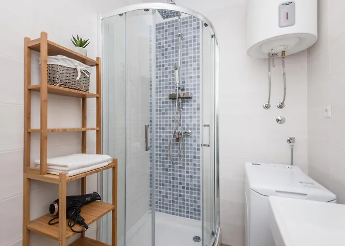 Angelina Free Public Parking Zadar