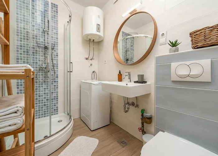 Angelina Free Public Parking * Zadar